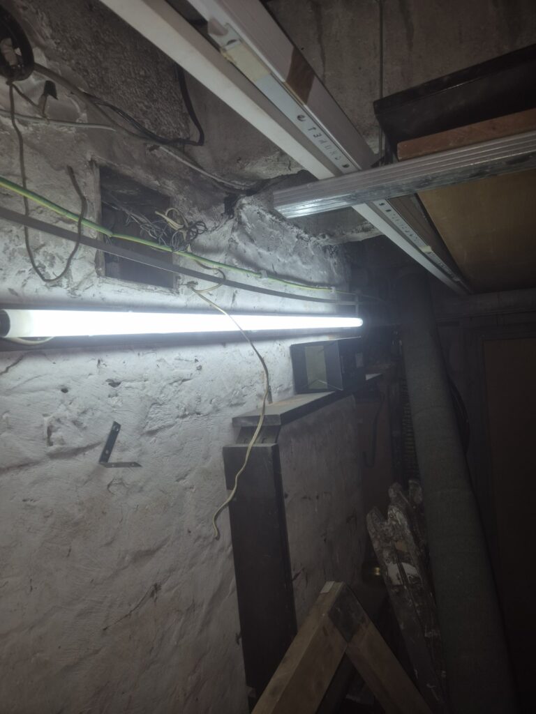 0-02-05-a609217aa4819c8bd33b9ed61e8f7f93f80d4e8768d4443f5125ce4a3fdf8e08_5d0d0e4aa321c5dc